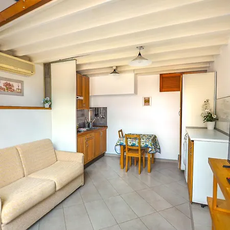 Gianicolo Apartment